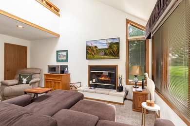 Nicely updated golf villa. Overlooking Eagle Ridge East Golf on  in Illinois - for sale on GolfHomes.com, golf home, golf lot