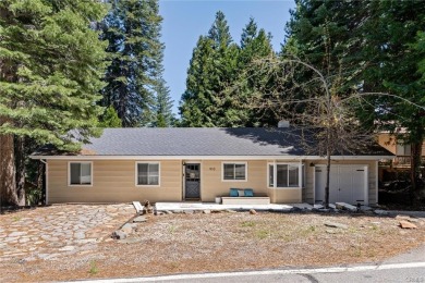 Lake Almanor Country Club! This adorable remodeled mountain on Lake Almanor Country Club in California - for sale on GolfHomes.com, golf home, golf lot