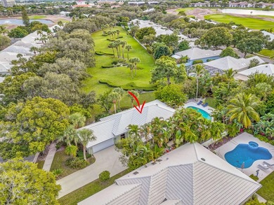 BEAUTIFUL POOL HOME ON SPECTACULAR OVERSIZED CORNER LOT! This on Bear Lakes Country Club in Florida - for sale on GolfHomes.com, golf home, golf lot