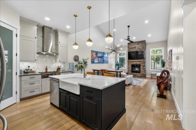 Welcome to refined living in this luxurious, gently lived-in on SpurWing Country Club in Idaho - for sale on GolfHomes.com, golf home, golf lot