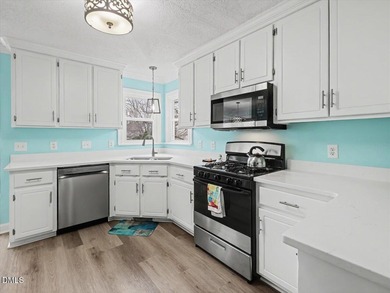 WOW! Charming and spacious 1928sf, 4-bedroom home nestled in the on Hedingham Golf and Athletic Club in North Carolina - for sale on GolfHomes.com, golf home, golf lot