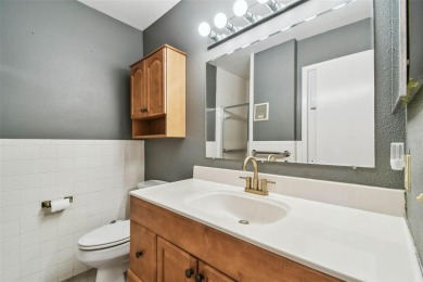 Under contract-accepting backup offers. This 1st floor condo on on On Top Of The World Golf Course in Florida - for sale on GolfHomes.com, golf home, golf lot