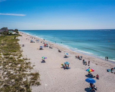 Under contract-accepting backup offers. WELCOME TO ROTONDA WEST! on Pinemoor West Golf Club in Florida - for sale on GolfHomes.com, golf home, golf lot