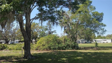 PRICE IMPROVEMENT!!!! This cozy and comfortable GOLF COURSE home on High Point Golf Club, Inc. in Florida - for sale on GolfHomes.com, golf home, golf lot
