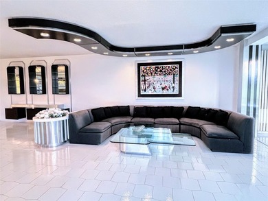 Welcome to this spacious and well-maintained 3-bedroom, 2.5-bath on  in Florida - for sale on GolfHomes.com, golf home, golf lot