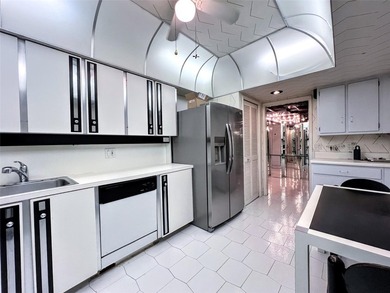 Welcome to this spacious and well-maintained 3-bedroom, 2.5-bath on  in Florida - for sale on GolfHomes.com, golf home, golf lot