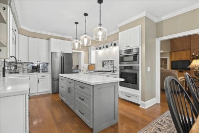 Luxurious Golf Course Living in Golden Eagle  Experience the on Golden Eagle Country Club in Florida - for sale on GolfHomes.com, golf home, golf lot