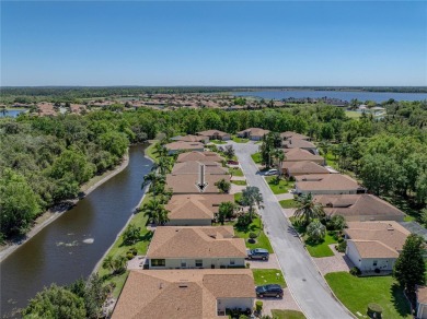 THE CDD BOND IS FULLY PAID on this well-maintained on Lake Ashton Golf Club in Florida - for sale on GolfHomes.com, golf home, golf lot