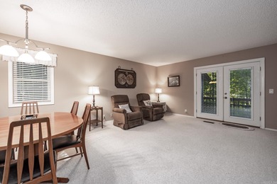 This beautifully maintained end unit is move in ready! From the on Cortez Golf Course in Arkansas - for sale on GolfHomes.com, golf home, golf lot