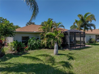 THE CDD BOND IS FULLY PAID on this well-maintained on Lake Ashton Golf Club in Florida - for sale on GolfHomes.com, golf home, golf lot