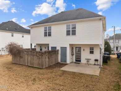Adorable 2 bedroom townhome in the Hedingham neighborhood. Both on Hedingham Golf and Athletic Club in North Carolina - for sale on GolfHomes.com, golf home, golf lot