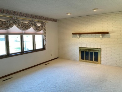 BEAUTIFUL BRICK HOME IN A QUIET SETTING.  THIS IS A ONE OWNER on Quail Run Golf Course in Nebraska - for sale on GolfHomes.com, golf home, golf lot