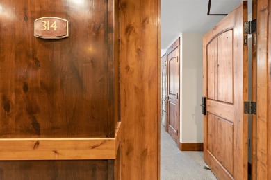 Completely remodeled condo in the Lodge at Osprey Meadows in on Osprey Meadows at Tamarack Resort in Idaho - for sale on GolfHomes.com, golf home, golf lot