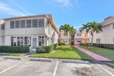 Welcome to this beautifully maintained 2nd-floor condo offering on Kings Point Golf -Flanders Way in Florida - for sale on GolfHomes.com, golf home, golf lot