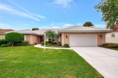 Attractive three bedroom, two bath, pool home, with golf course on Waterford Golf Club in Florida - for sale on GolfHomes.com, golf home, golf lot