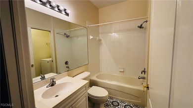 ** LOWEST PRICED in Heritage Greens!** Welcome to easy Florida on Arrowhead Golf Club At Heritage Greens in Florida - for sale on GolfHomes.com, golf home, golf lot