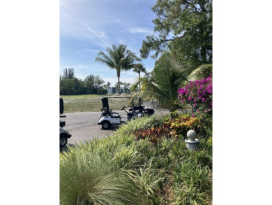 Spacious 2bd, 2bth unit available in Poinciana! This on Poinciana Golf Club in Florida - for sale on GolfHomes.com, golf home, golf lot