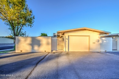 Welcome to this beautifully renovated home in the heart of Sun on Sun City-Willow Creek / Willow Brook  in Arizona - for sale on GolfHomes.com, golf home, golf lot
