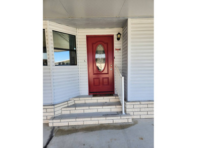 This spacious 2-bed/2-bath home with a den/family room situated on Spanish Lakes Fairways in Florida - for sale on GolfHomes.com, golf home, golf lot