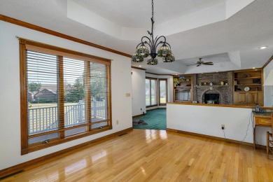 Lovely all-brick, one-owner home in this prime subdivision that on Fremont Hills Country Club in Missouri - for sale on GolfHomes.com, golf home, golf lot