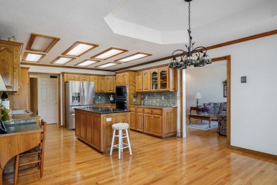 Lovely all-brick, one-owner home in this prime subdivision that on Fremont Hills Country Club in Missouri - for sale on GolfHomes.com, golf home, golf lot