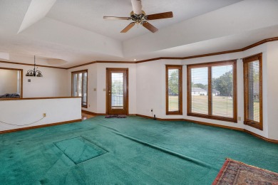 Lovely all-brick, one-owner home in this prime subdivision that on Fremont Hills Country Club in Missouri - for sale on GolfHomes.com, golf home, golf lot