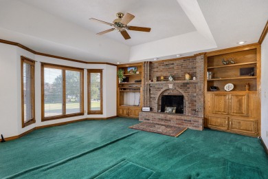 Lovely all-brick, one-owner home in this prime subdivision that on Fremont Hills Country Club in Missouri - for sale on GolfHomes.com, golf home, golf lot