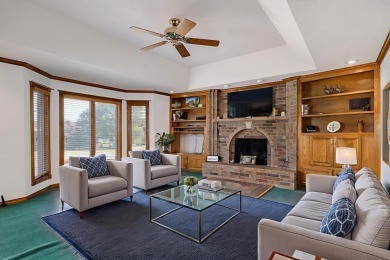 Lovely all-brick, one-owner home in this prime subdivision that on Fremont Hills Country Club in Missouri - for sale on GolfHomes.com, golf home, golf lot