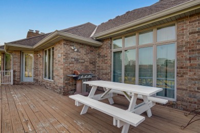 Lovely all-brick, one-owner home in this prime subdivision that on Fremont Hills Country Club in Missouri - for sale on GolfHomes.com, golf home, golf lot