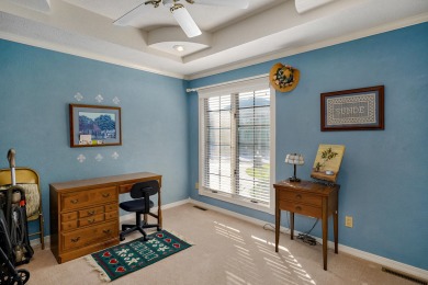 Lovely all-brick, 6095 sq.ft., one-owner home in this prime on Fremont Hills Country Club in Missouri - for sale on GolfHomes.com, golf home, golf lot
