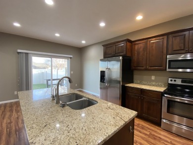 LOOKING FOR A LIKE NEW TOWNHOUSE IN COLUMBUS? LOOK NO FURTHER on Quail Run Golf Course in Nebraska - for sale on GolfHomes.com, golf home, golf lot