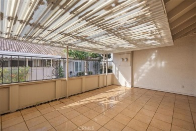 Fully upgraded beautiful 2 bedroom/2 bathroom single level on Leisure Village Par 3 Golf Course in California - for sale on GolfHomes.com, golf home, golf lot