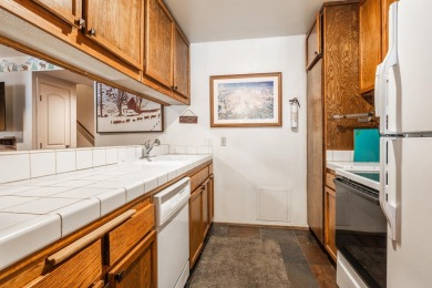 This 1-bedroom loft, 2-bathroom unit offers an excellent floor on Sierra Star Golf Course in California - for sale on GolfHomes.com, golf home, golf lot