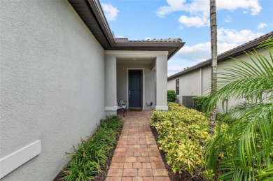 Stunning CRESTVIEW Model - Lightly Lived In & Move-In on Sarasota National Golf Club in Florida - for sale on GolfHomes.com, golf home, golf lot