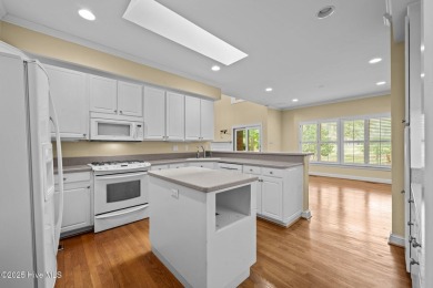 Rare Opportunity in The Towns at Trent Woods Welcome to one of on New Bern Golf and Country Club in North Carolina - for sale on GolfHomes.com, golf home, golf lot