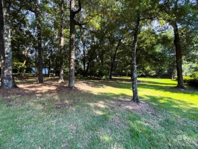 Sitting in the heart of Point Clear in the classically beautiful on Lakewood Golf Club in Alabama - for sale on GolfHomes.com, golf home, golf lot
