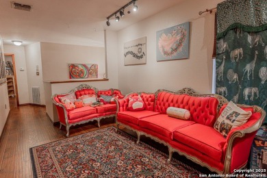 Exquisite home nestled in the prestigious community of Fair Oaks on Fair Oaks Ranch Golf and Country Club in Texas - for sale on GolfHomes.com, golf home, golf lot