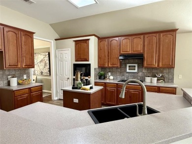 Don't miss out on this single story 3 bedroom 2 bath home in the on The Trails of Frisco Golf Club in Texas - for sale on GolfHomes.com, golf home, golf lot