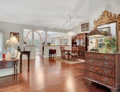 Beautiful Golf Course Home on Isabella - Sought-After East Side on Isabella Golf Course  in Arkansas - for sale on GolfHomes.com, golf home, golf lot