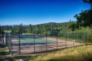 Beautifully wooded, nearly 3/4 acre lot offered for sale in the on Meadowcreek Golf Resort in Idaho - for sale on GolfHomes.com, golf home, golf lot