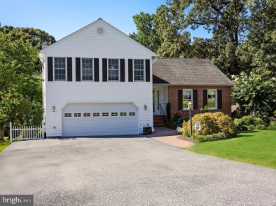 BASK IN A CONTENTED COUNTRY CLUB LIFESTYLE!  BAY HILLS GOLF on Bay Hills Golf Club in Maryland - for sale on GolfHomes.com, golf home, golf lot