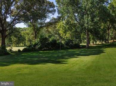 BASK IN A CONTENTED COUNTRY CLUB LIFESTYLE!  BAY HILLS GOLF on Bay Hills Golf Club in Maryland - for sale on GolfHomes.com, golf home, golf lot
