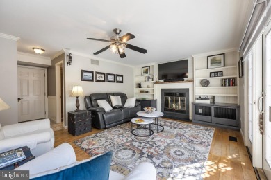 BASK IN A CONTENTED COUNTRY CLUB LIFESTYLE!  BAY HILLS GOLF on Bay Hills Golf Club in Maryland - for sale on GolfHomes.com, golf home, golf lot