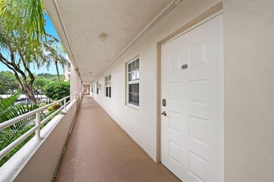 This beautifully renovated 2nd flr 3/2.5 condo combines modern on Palm-Aire Country Club and Resort - Palms in Florida - for sale on GolfHomes.com, golf home, golf lot