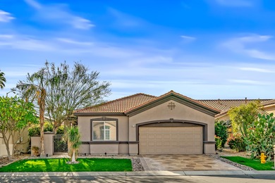 This popular OPEN great room layout with 2 Bedrooms, 2 Baths on Heritage Palms Golf Club in California - for sale on GolfHomes.com, golf home, golf lot