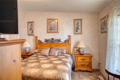 Step into this furnished, move-in-ready 3BR/2BA home and feel on Brookridge Country Club in Florida - for sale on GolfHomes.com, golf home, golf lot