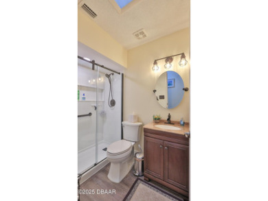 Desirable 3 Bedroom 2 Bath Golf Villas End unit in the World on Spruce Creek Golf Club in Florida - for sale on GolfHomes.com, golf home, golf lot