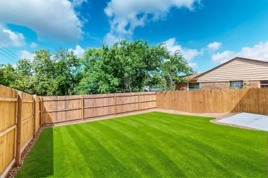 Stunning New Construction Home with Golf Course Views

This on Cedar Crest Golf Course in Texas - for sale on GolfHomes.com, golf home, golf lot