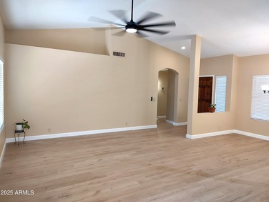 Fresh remodeled, truly move in ready!
Come enjoy Westbrook on Westbrook Village Golf Club in Arizona - for sale on GolfHomes.com, golf home, golf lot