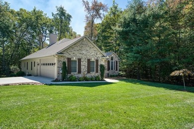 Live the resort-style lifestyle in Fairfield Glade, an on Heatherhurst Golf Course in Tennessee - for sale on GolfHomes.com, golf home, golf lot